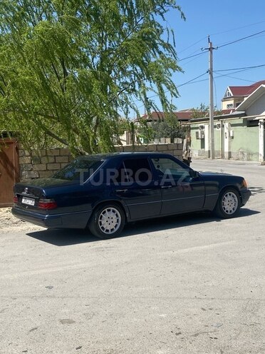Mercedes E 260 1990, 292,000 km - 2.6 l - Bakı