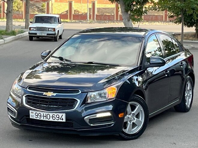 Chevrolet Cruze-1
