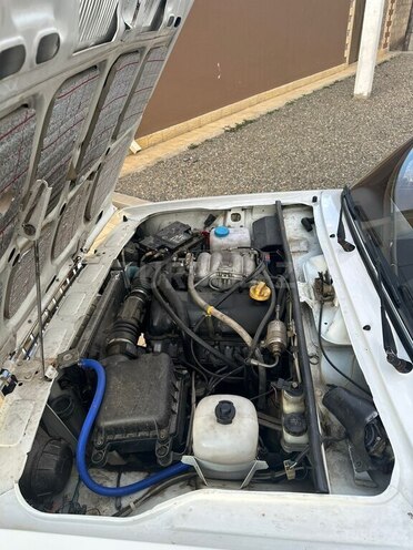 LADA (VAZ) 2107 2009, 58,000 km - 1.6 л - Samux