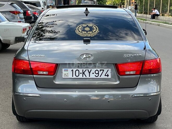 Hyundai Sonata-6