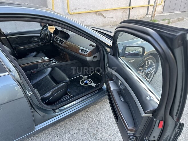 BMW 745 2003, 278,000 km - 4.4 л - Bakı