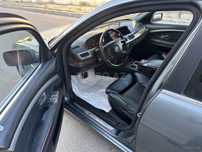 BMW 745 2003, 278,000 km - 4.4 л - Bakı