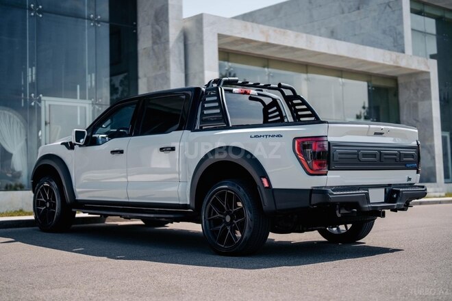 Ford F-150-6