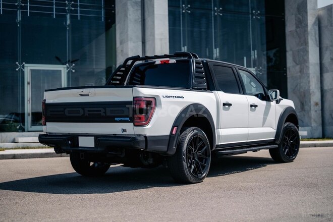 Ford F-150-8
