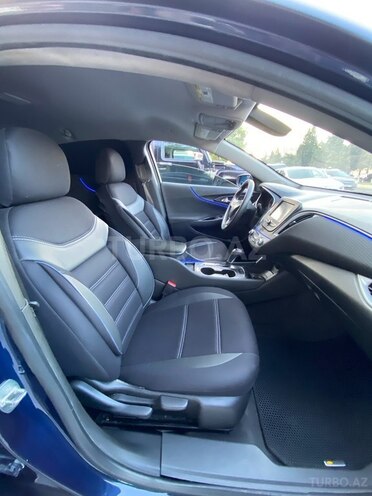 Chevrolet Malibu-13
