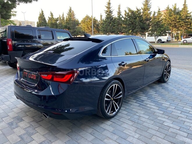 Chevrolet Malibu-9