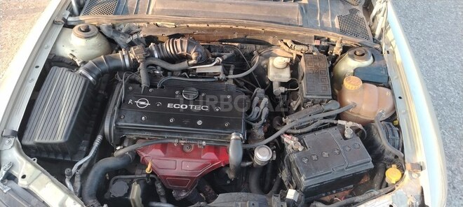 Opel Vectra 1996, 200,000 km - 1.8 l - Siyəzən