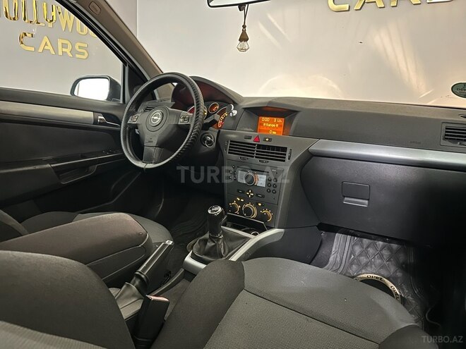 Opel Astra-15
