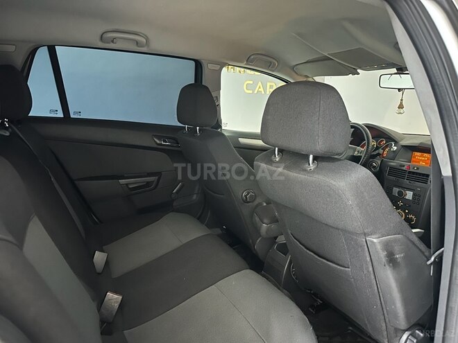 Opel Astra-18