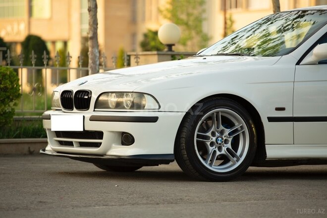 BMW 530-9