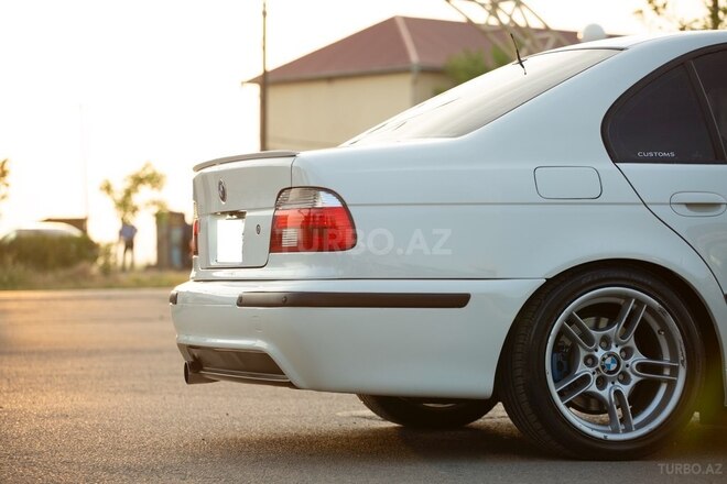 BMW 530-16