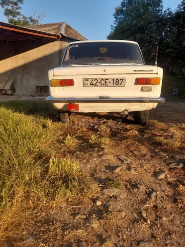 LADA (VAZ) 21011 1975, 80,000 km - 1.3 l - Yardımlı