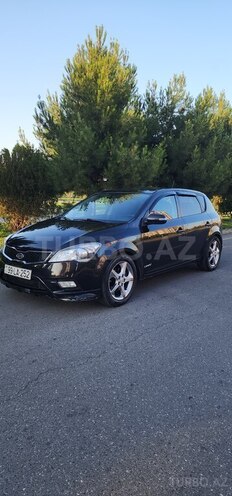 Kia Ceed 2010, 179,000 km - 2.0 л - Bakı