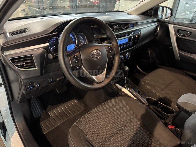 Toyota Corolla 2015, 247,000 km - 1.6 l - Bakı