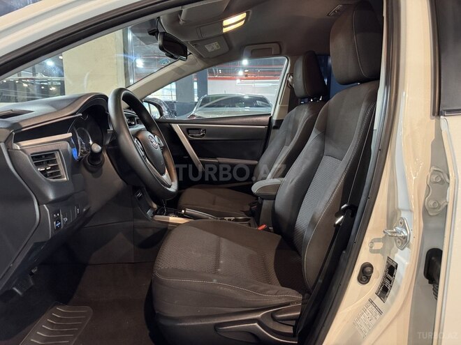 Toyota Corolla 2015, 247,000 km - 1.6 l - Bakı