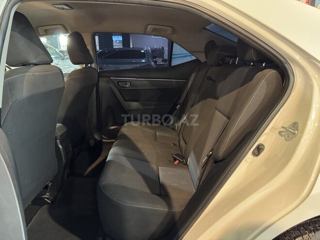 Toyota Corolla 2015, 247,000 km - 1.6 l - Bakı