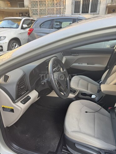 Hyundai Elantra 2017, 112,456 km - 2.0 л - Bakı