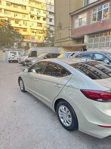 Hyundai Elantra 2017, 112,456 km - 2.0 л - Bakı