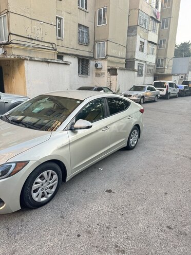 Hyundai Elantra 2017, 112,456 km - 2.0 л - Bakı