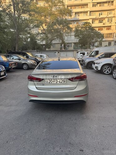 Hyundai Elantra 2017, 112,456 km - 2.0 л - Bakı