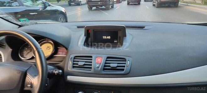 Renault Megane-8