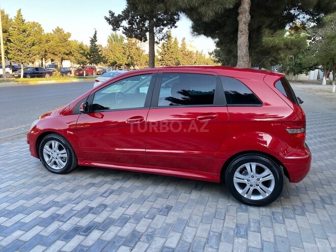 Mercedes B 170-5