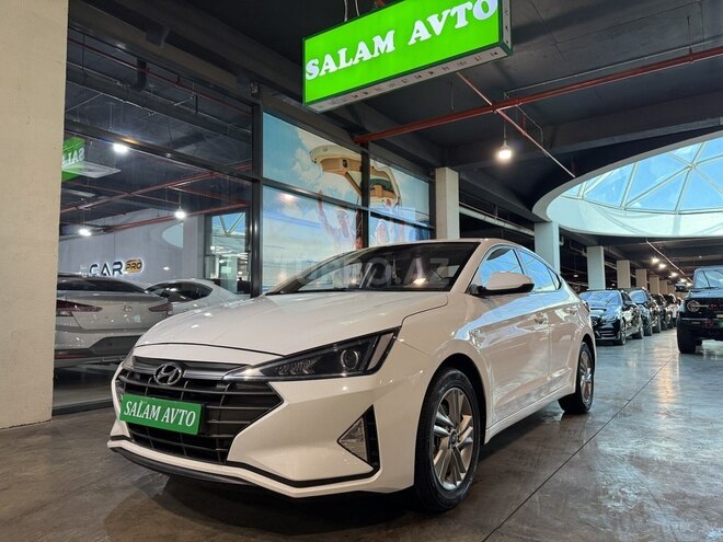 Hyundai Elantra-3