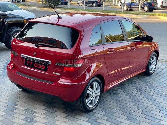 Mercedes B 170-10