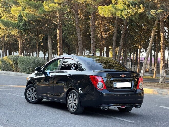 Chevrolet Aveo-6