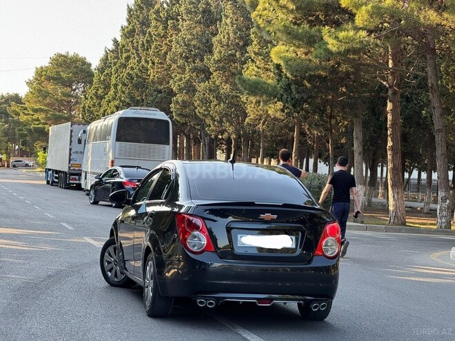 Chevrolet Aveo-9
