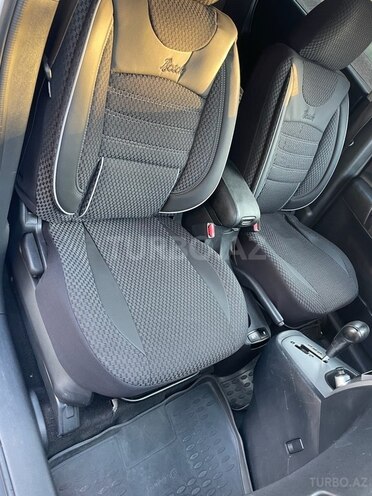 Hyundai Tucson-12
