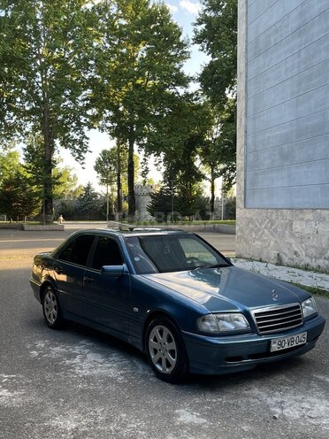 Mercedes C 220 d 1999, 680,000 km - 2.2 l - İsmayıllı