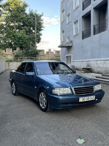 Mercedes C 220 d 1999, 680,000 km - 2.2 l - İsmayıllı