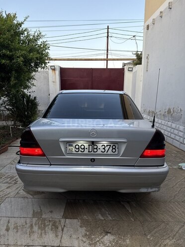Mercedes C 180-13