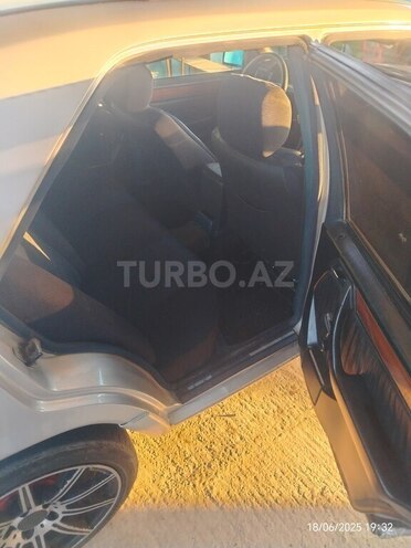 Mercedes E 230 1992, 452,374 km - 2.3 л - Sumqayıt