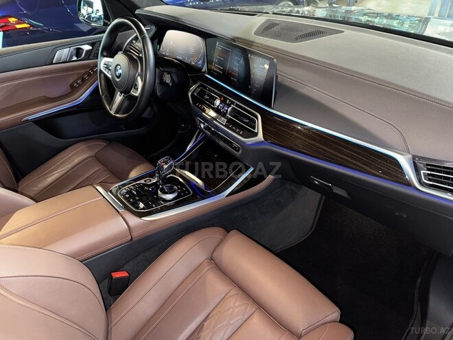 BMW X7-11