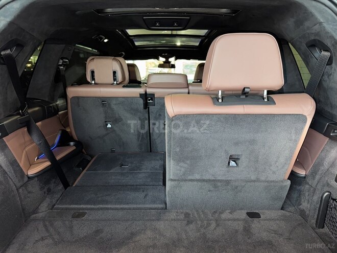BMW X7-19