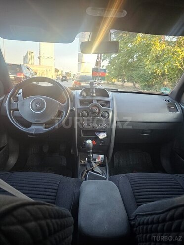 Renault Megane-5