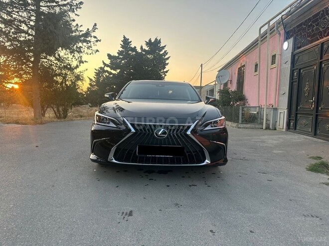 Lexus ES 300h 2023, 947 km - 2.5 l - Bakı