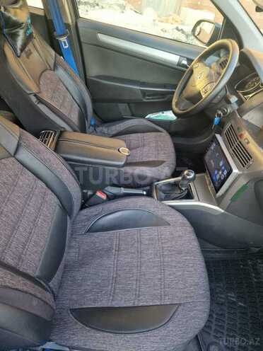 Opel Astra 2006, 220,000 km - 1.4 l - Bakı
