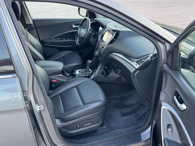 Hyundai Santa Fe-16