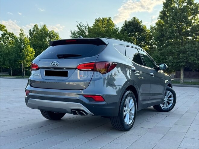 Hyundai Santa Fe-7