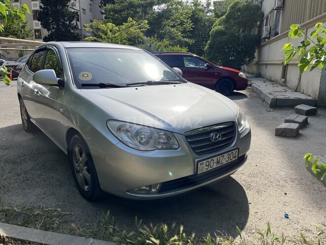 Hyundai Elantra 2009, 240,000 km - 2.0 l - Bakı