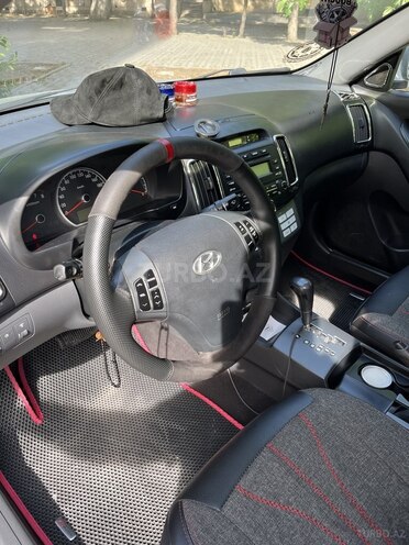 Hyundai Elantra 2009, 240,000 km - 2.0 l - Bakı