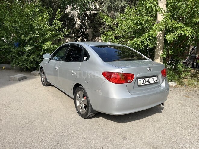 Hyundai Elantra 2009, 240,000 km - 2.0 l - Bakı