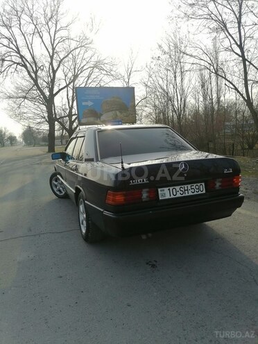 Mercedes 190 1991, 300,000 km - 2.3 л - Qəbələ