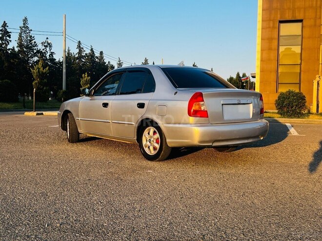 Hyundai Accent 2001, 239,039 km - 1.6 л - Şirvan