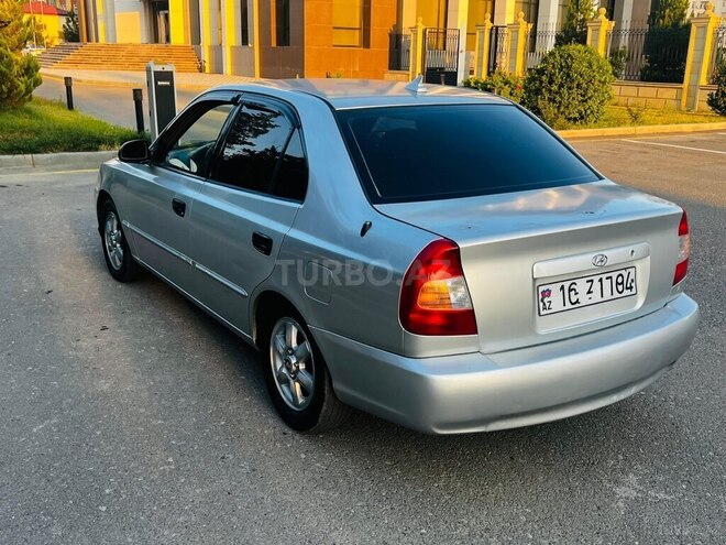 Hyundai Accent 2001, 239,039 km - 1.6 л - Şirvan