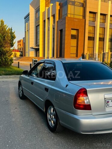 Hyundai Accent 2001, 239,039 km - 1.6 л - Şirvan