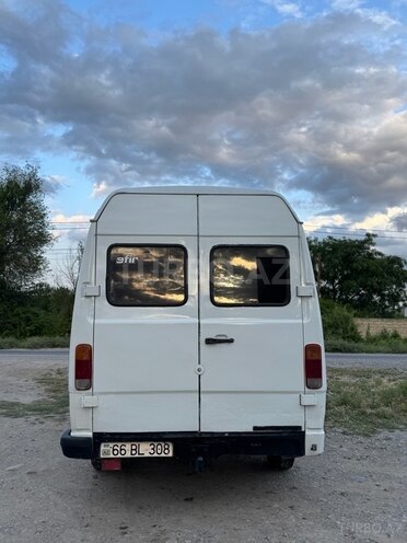 Mercedes 208 D 1994, 200,000 km - 2.3 л - Bakı